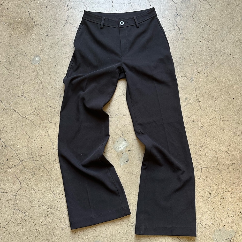 Unif flare pants womens 26 poly spandex good condition